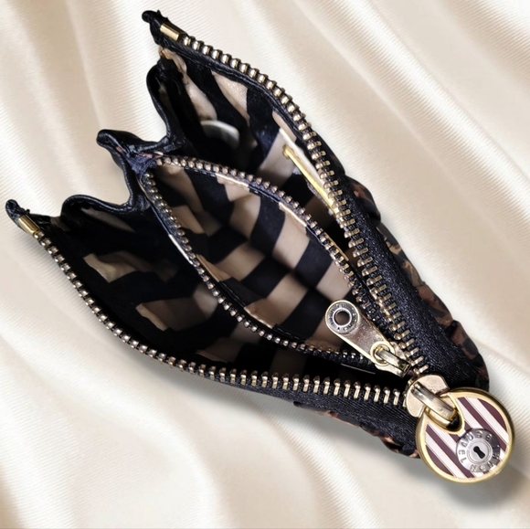 Henri Bendel Coin Pouch - Picture 3 of 13